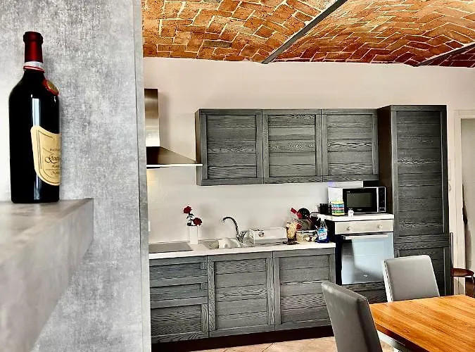 Ca D La Trifola Free Parking