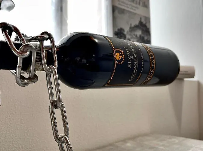 Ca D La Trifola Free Parking 알바